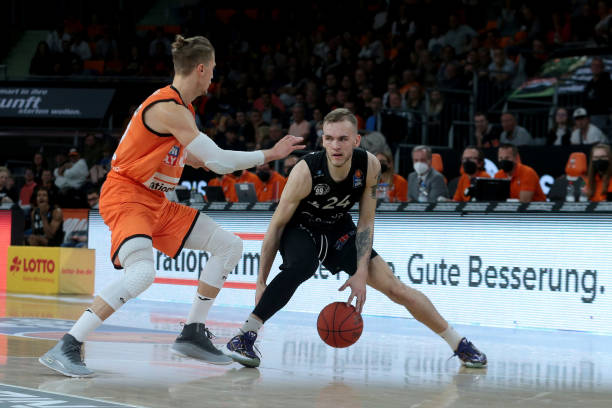 台上争取了 台上争取了