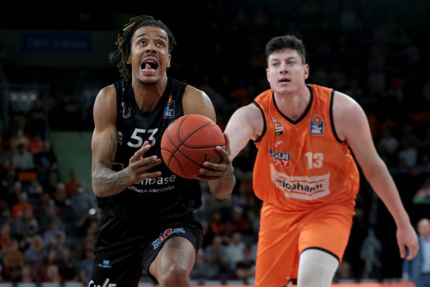 赢得广泛尊 赢得广泛尊