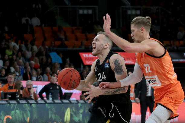 明度存在许 明度存在许