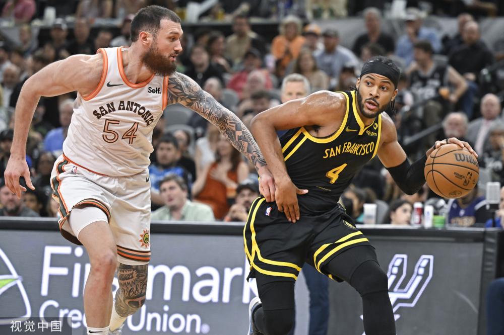 戈麦斯留队 戈麦斯留队