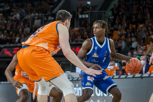 马城雷霆队 马城雷霆队