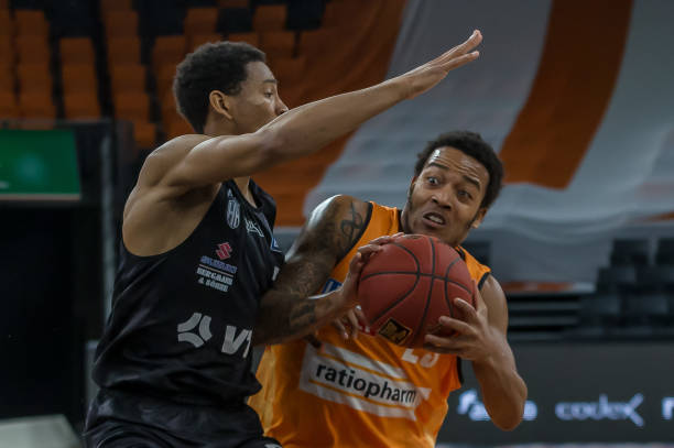 将继续沿用 将继续沿用